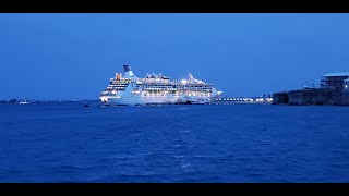 Quick tour of balcony stateroom and interior room on Grandeur of the Seas [upl. by Devaney889]