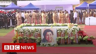 Lata Mangeshkar Cremated In Mumbai With State Honours PM At Ceremony [upl. by Cary]