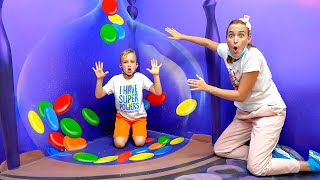 Vlad and Niki play and have fun in museums of illusions [upl. by Allister]