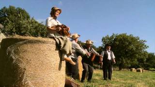 Les Troubadours des Bruyères  Reine des champs [upl. by Asus293]