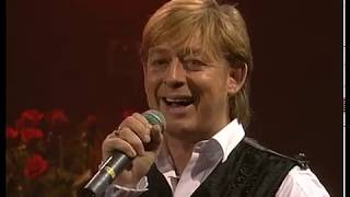 22 Benny Neyman  Griekse Medley Live 10 Jaar Theaterconcerten [upl. by Arahk]