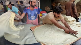 Pakistans Biggest Rumali Roti  Roll and Samosa Patti  Manda Roti Making  Street Food of Karachi [upl. by Igal]