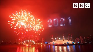 Londons 2021 fireworks 🎆 Happy New Year Live 🔴 BBC [upl. by Erika]