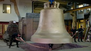 Biggest Ringing Churchbell on Earth [upl. by Daphene]