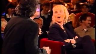 Laat ze maar Lachen  Linda de Mol en Irene Moors 1998 [upl. by Capon]