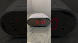 How do analog alarm clocks work  Short and simplified explanation [upl. by Natanhoj]