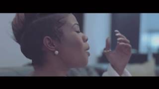 Zandie Khumalo  Ngiyakthanda Official Music Video [upl. by Lamont]