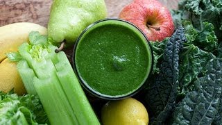 Green Goddess Smoothie Recipe That Has Hollywood Glowing [upl. by Etnwahs215]