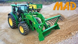 John Deere 5125 R caricatore frontale John Deere 603 R e trasporto [upl. by Akeem]