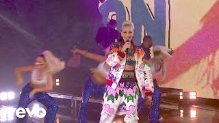 Gwen Stefani  Let Me Reintroduce Myself Live From The Today Show2021 [upl. by Eidok996]