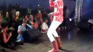 Jah Signallive performance in Dallas USA shinga muroora [upl. by Enobe]