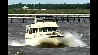 Leaving the dock in a large Hatteras Yacht [upl. by Holtorf]