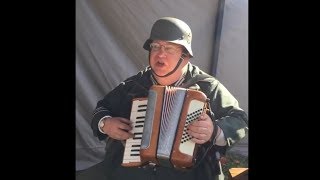 WW2 Accordion  German Music Das Kufsteinlied [upl. by Aynnat]