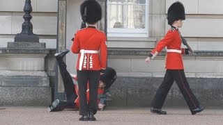 Buckingham Palace Guard Slips and Falls During Changing of the Guard [upl. by Astraea]